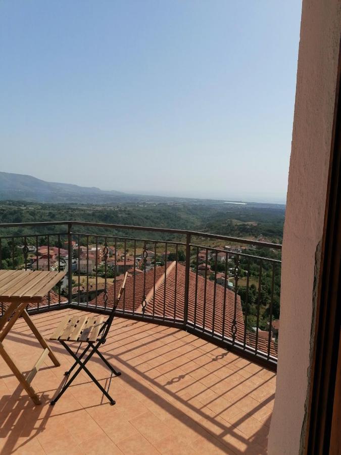 La Rocca Dei Borboni Bed & Breakfast Santa Domenica Talao Eksteriør bilde